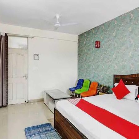 Hotel O Krishna Orchid Near Noida Sector 81 Metro Station Zewnętrze zdjęcie