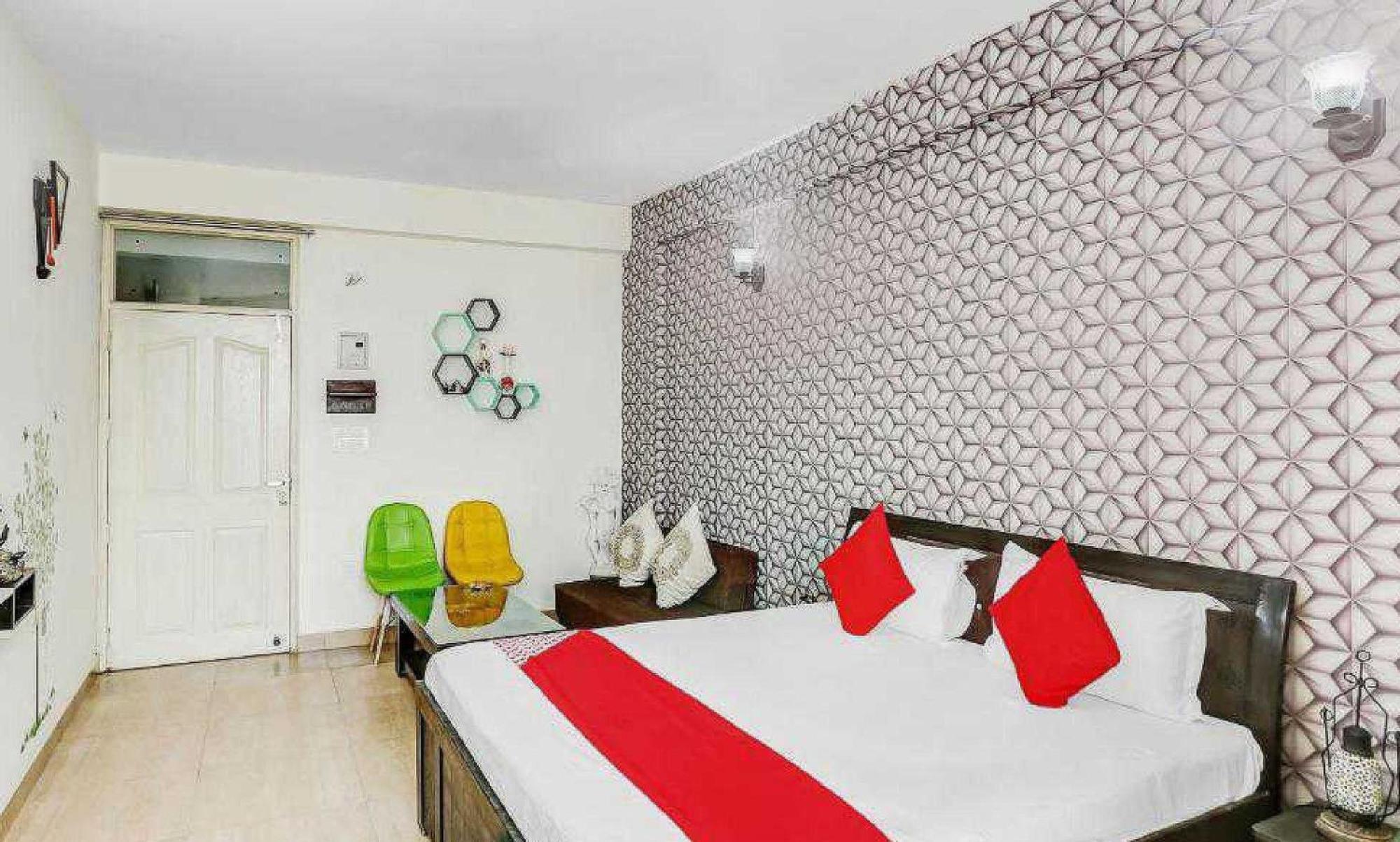 Hotel O Krishna Orchid Near Noida Sector 81 Metro Station Zewnętrze zdjęcie